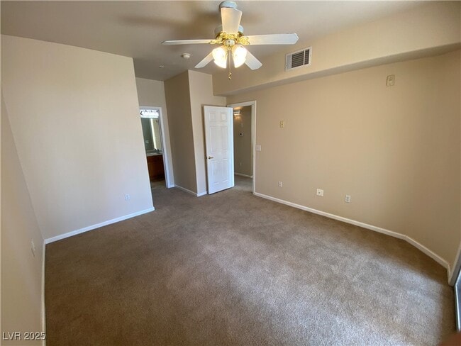 Building Photo - 7111 S Durango Dr