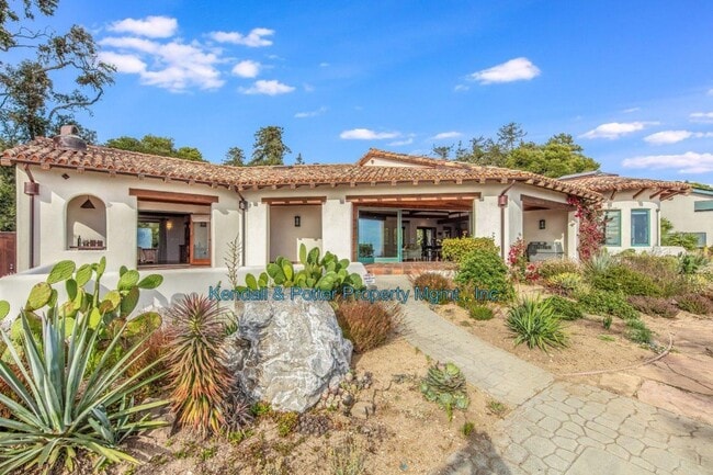 Building Photo - Executive Coastal Living at the Historic P...