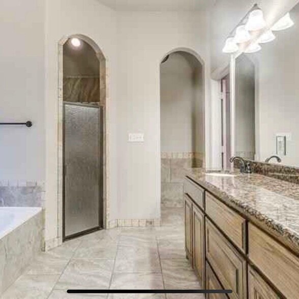 Building Photo - 354 Spyglass Dr