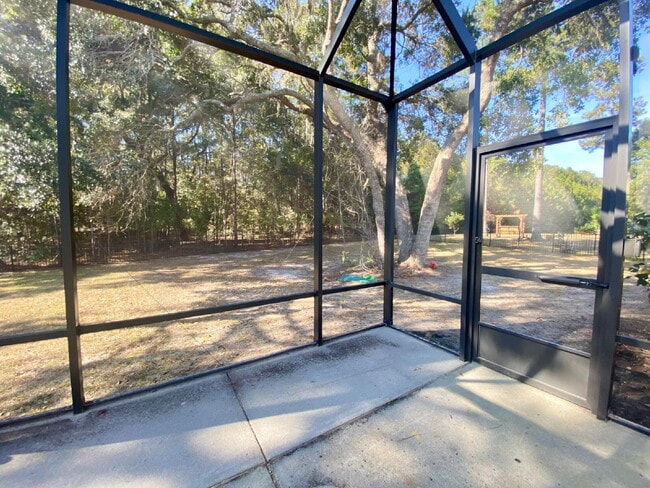 Building Photo - Three-bedroom ranch style home located in Baynard Park!