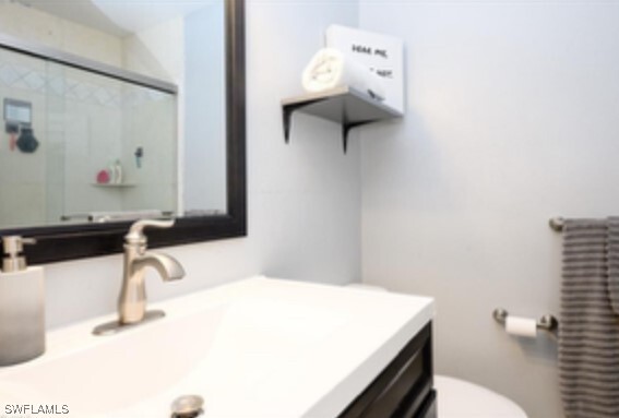 Building Photo - 1369 Chesapeake Ave