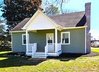 Building Photo - 1840 Cedar Hall Rd