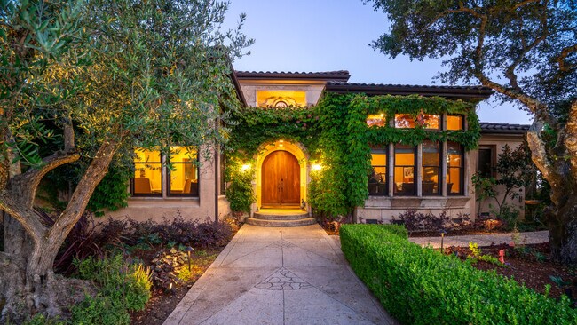Building Photo - 3551 Kendell Hill Dr