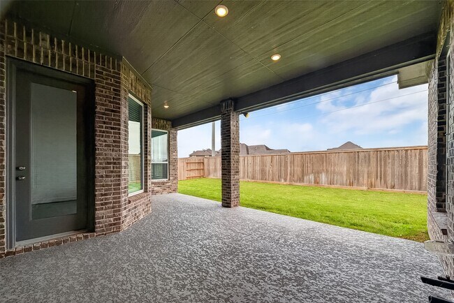 Building Photo - 1568 River Pt Dr