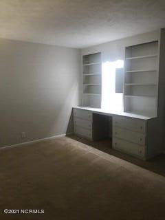 Building Photo - 205 E New Jersey Ave