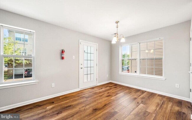 Building Photo - 220 South St