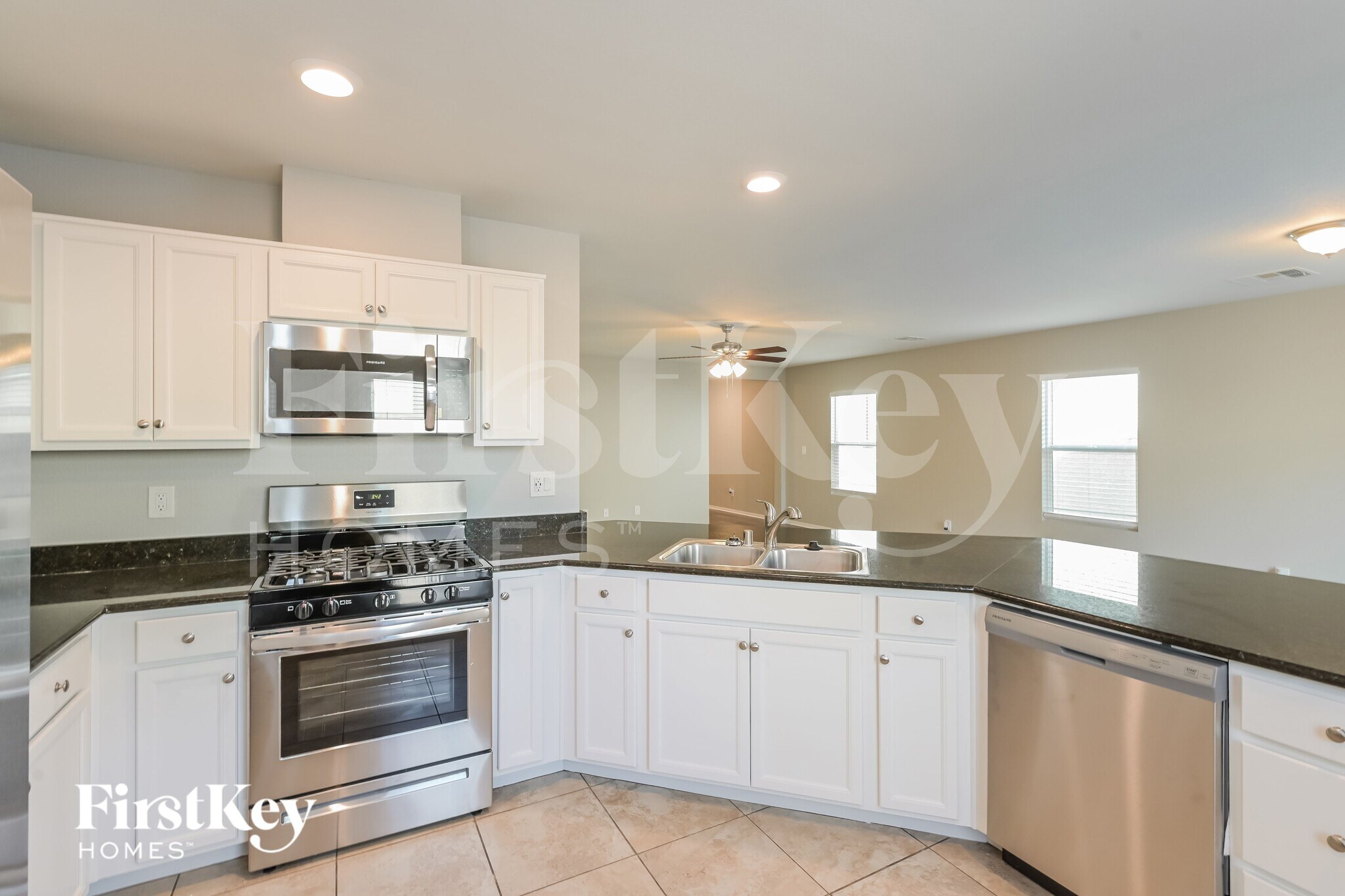 Building Photo - 9312 Colinton Ct