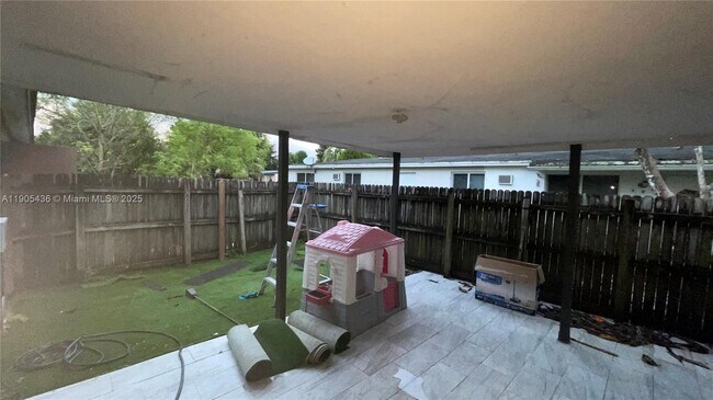 Building Photo - 6390 Hayes St