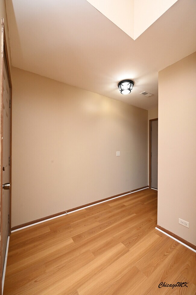 Building Photo - 340 Woodridge Cir