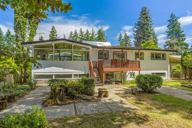 Building Photo - 12527 SE 52nd St