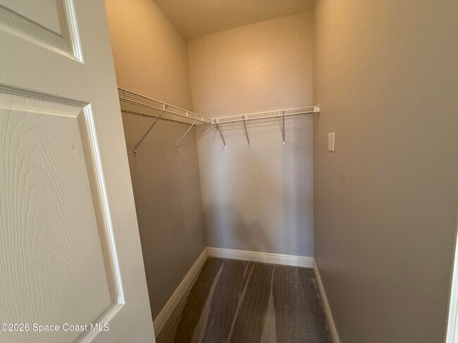 Building Photo - 5683 Star Rush Dr