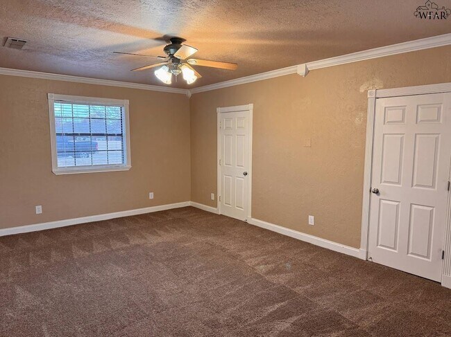 Building Photo - 4715 Coronado Ave