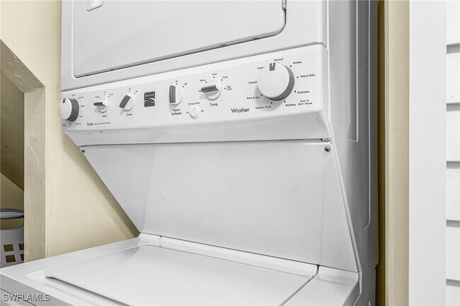 Building Photo - 5917 Littlestone Ct