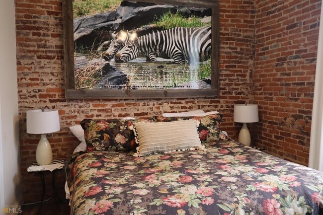 Building Photo - 101 S Wayne St