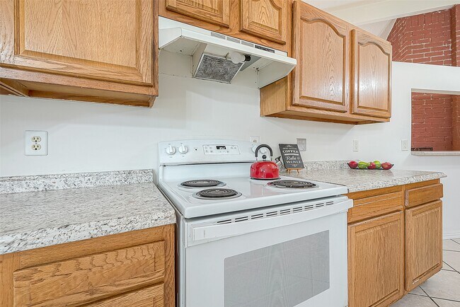 Building Photo - 3806 Embarcadero Dr