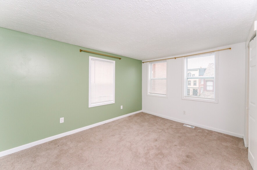 Building Photo - 118 Brim Way