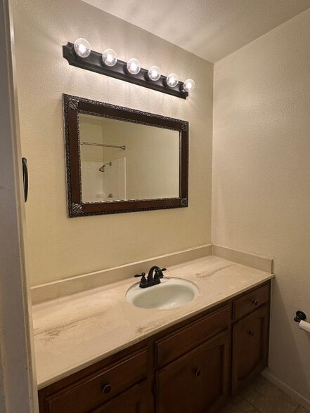 Building Photo - 1930 Junipero Ave