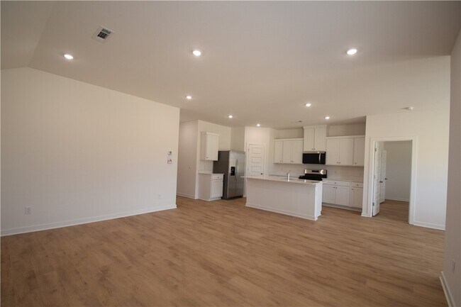 Building Photo - 557 Colorado St