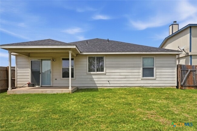 Building Photo - 2900 Blackburn Dr