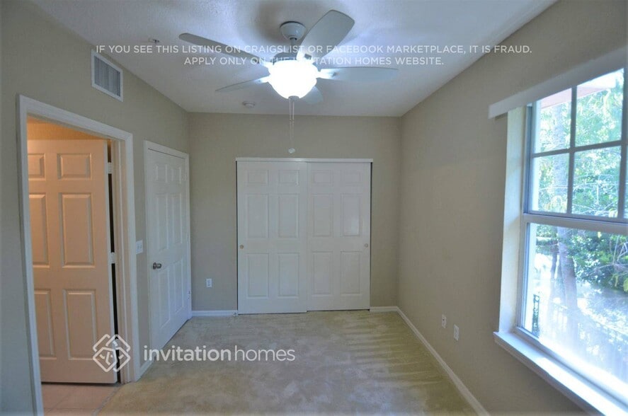 Building Photo - 6554 W Sample Rd