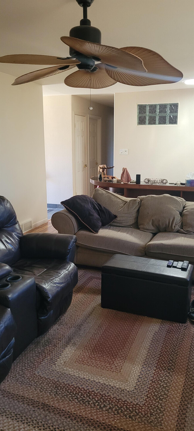 Building Photo - 6304 Kevin Ave