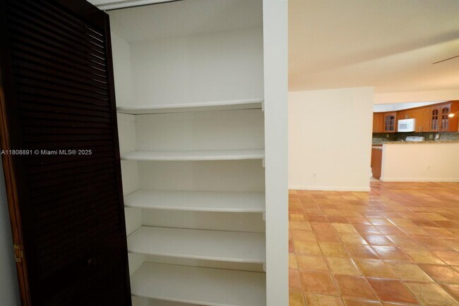 Building Photo - 15402 SW 85th Terrace
