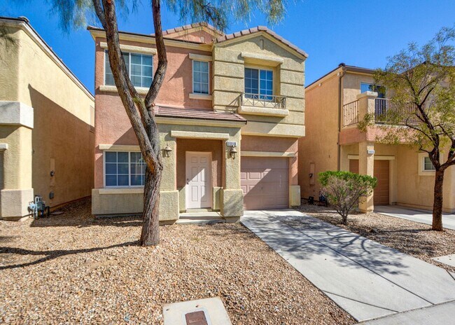 Building Photo - Beautiful two bedroom in great location