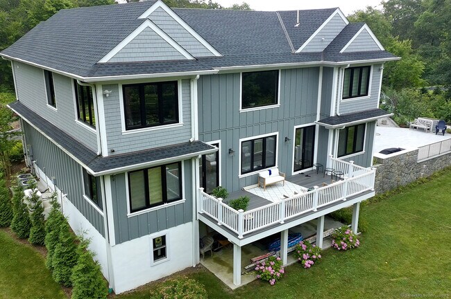 Building Photo - 9 Grey Fox Lane