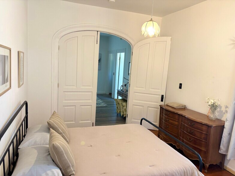 2nd Bedroom - 315 S Washington St
