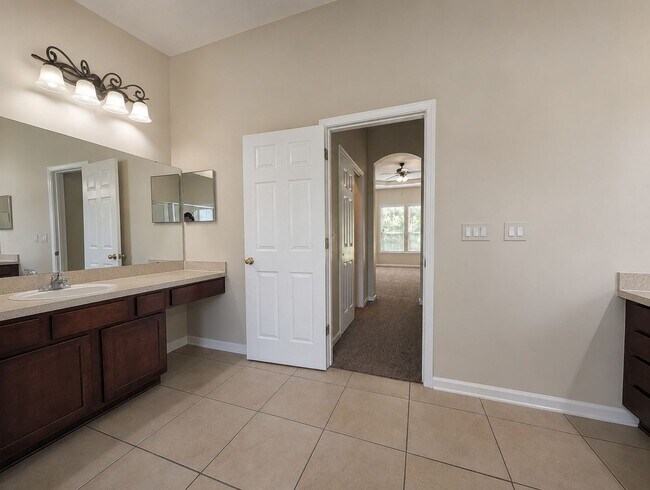 Building Photo - READY NOW!! Great 4 Bedroom, 2 Bath House with a HUGE yard - Near I-295 & Dunn with quick access ...