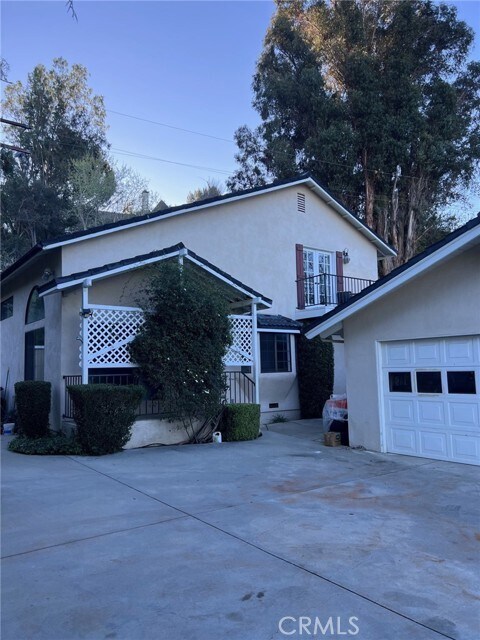 Building Photo - 24550 Treasure Vista Dr