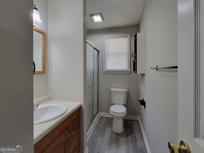 Building Photo - 204 Segars Rd