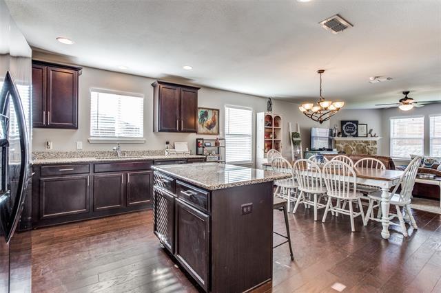 Building Photo - 3001 Pinyon Pl
