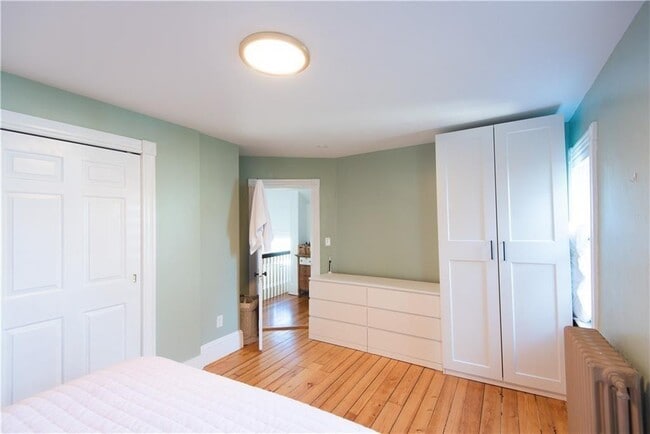 Building Photo - 21 Congdon Ave