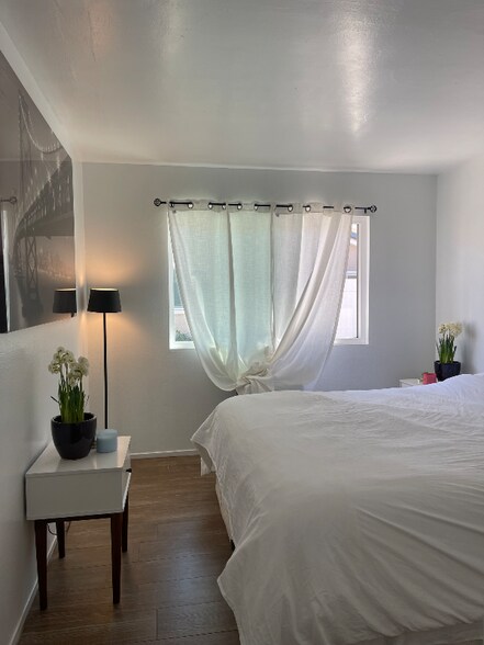 Building Photo - 16881 Sims Lane