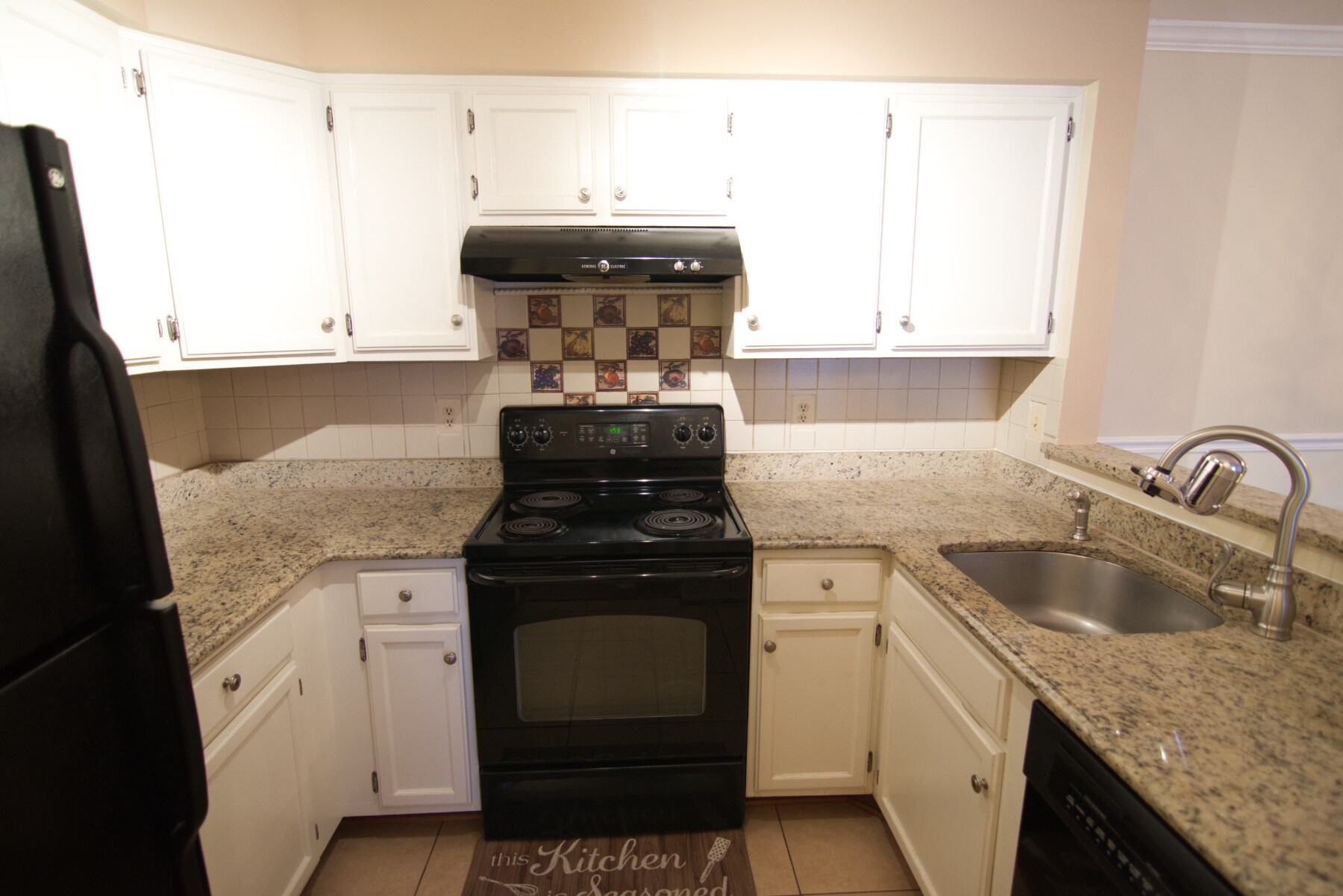 Building Photo - 7718B Lexton Pl