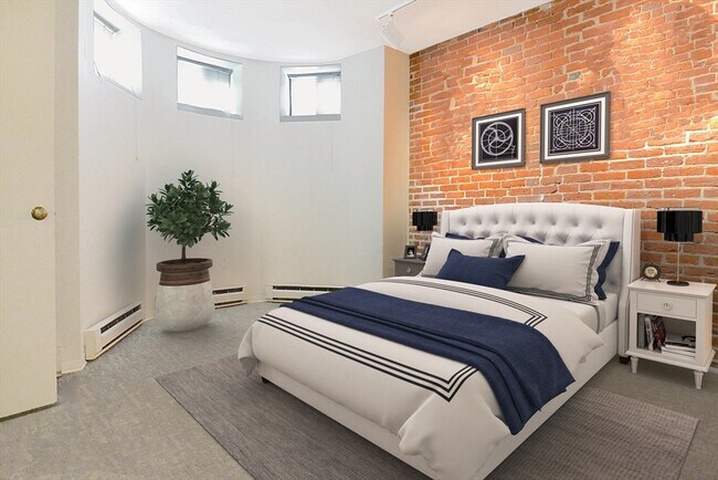 Building Photo - 67 St Germain St