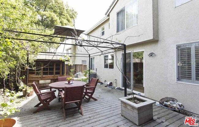 Building Photo - 149 Orchard Park Pl