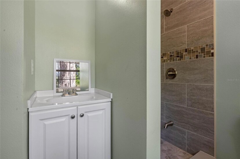 Building Photo - 308 N Prescott St