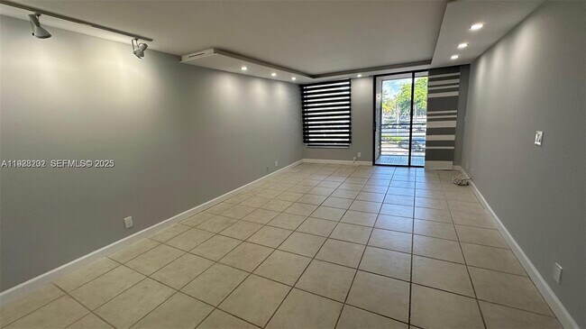 Building Photo - 6301 N University Dr