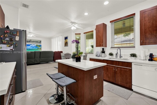 Building Photo - 20765 SW 89th Ave