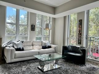 Building Photo - 1350 Main St