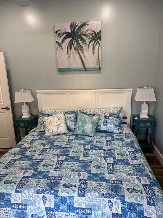 Building Photo - 3839 Sandstone Ct