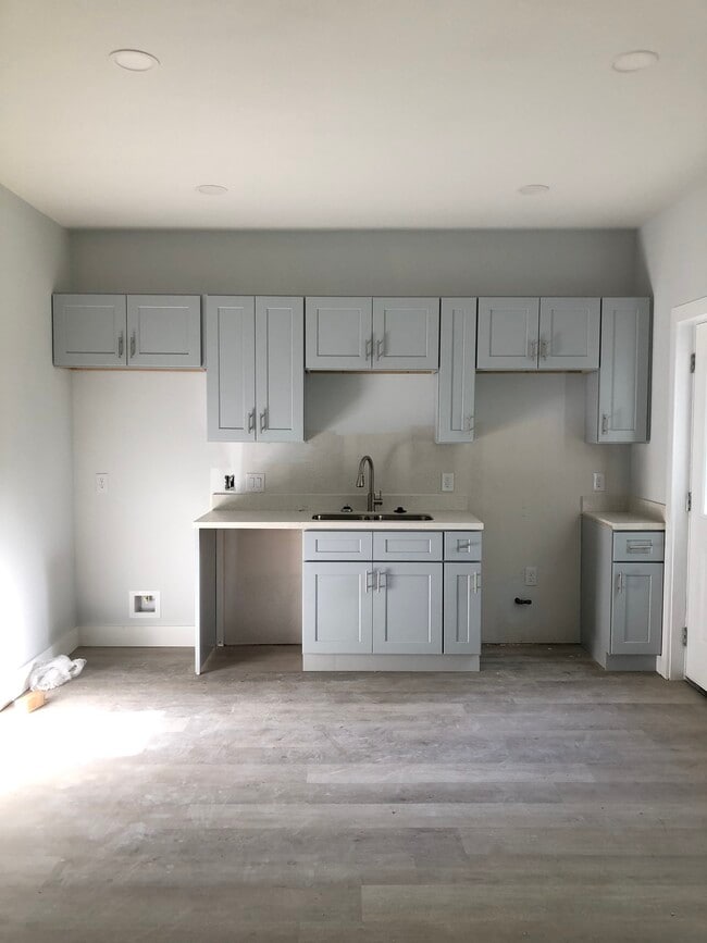 Building Photo - 3537 Alderfer St