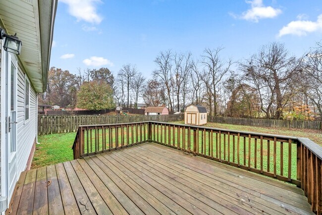 Building Photo - 1626 Autumn Dr