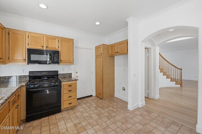 Building Photo - 30864 Paloma Ct