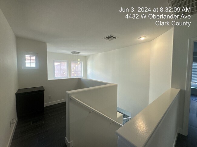 Building Photo - Upgraded 3 Bedroom Home in North Las Vegas...