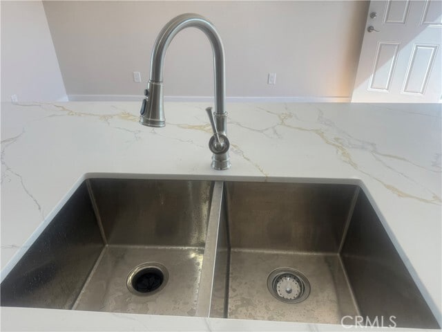 Building Photo - 7661 El Rovia Cir