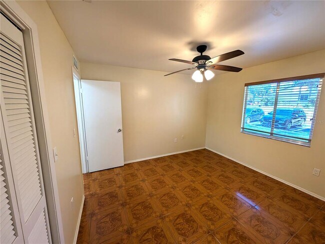 Building Photo - 2275 Alden Ln