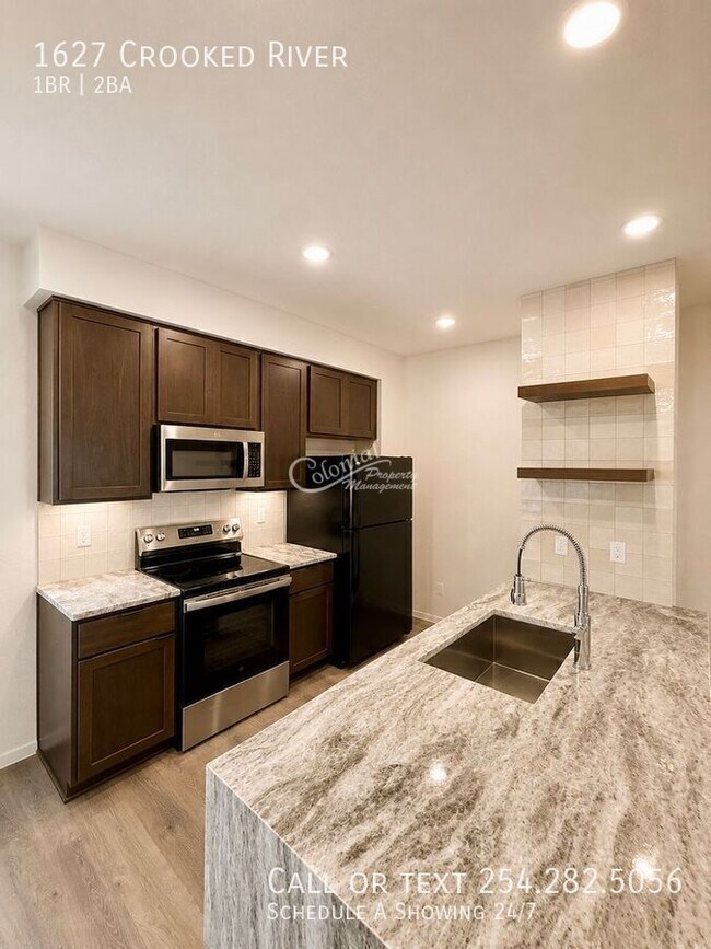 Building Photo - 1627 Crooked River